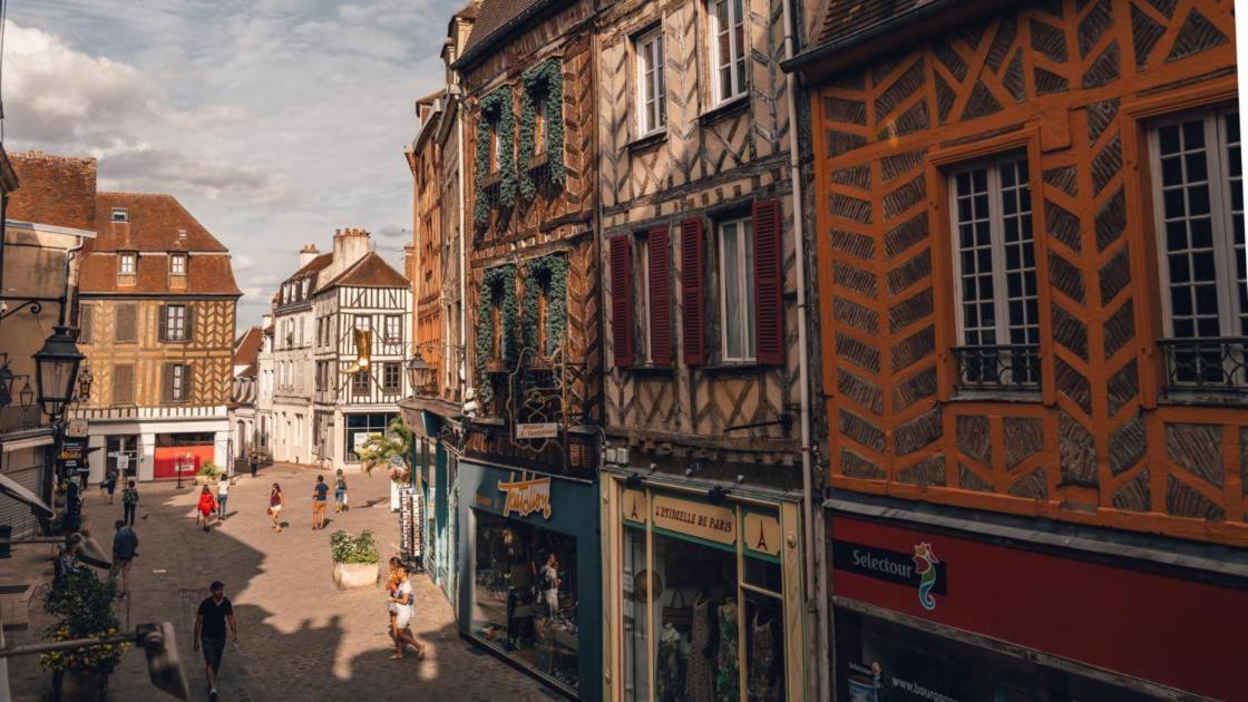 Modernité cœur du centre-ville Auxerre Extérieur photo